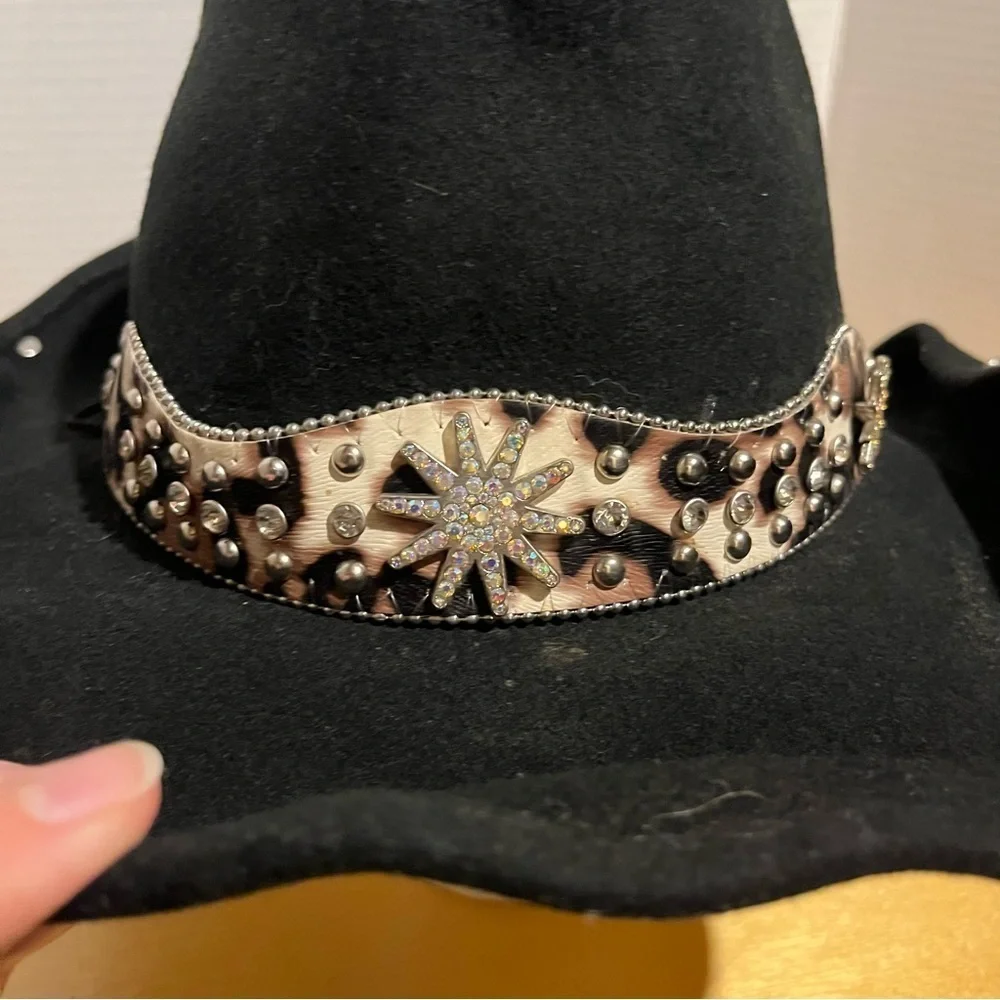 Bullhide Rodeo Cowgirl Hat Large Black Cheetah Animal Print Band Rhinestones